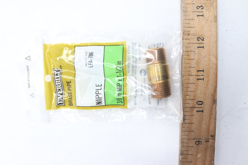 Everbilt Pipe Nipple Fitting Brass 3/8" x 1-1/2"MIP 733 049