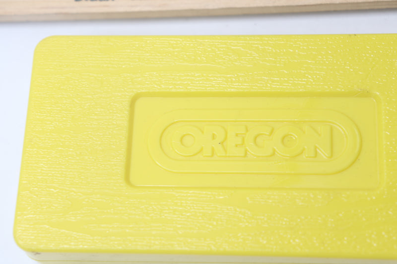 Oregon Chainsaw Bulk Serrations Hold Wedge Plastic Bright Yellow 8" 23561