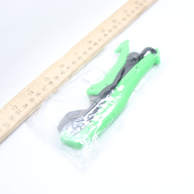 Fishing Grip Portable Fish Grabber with Adjustable Rope Non-Slip Handle Green