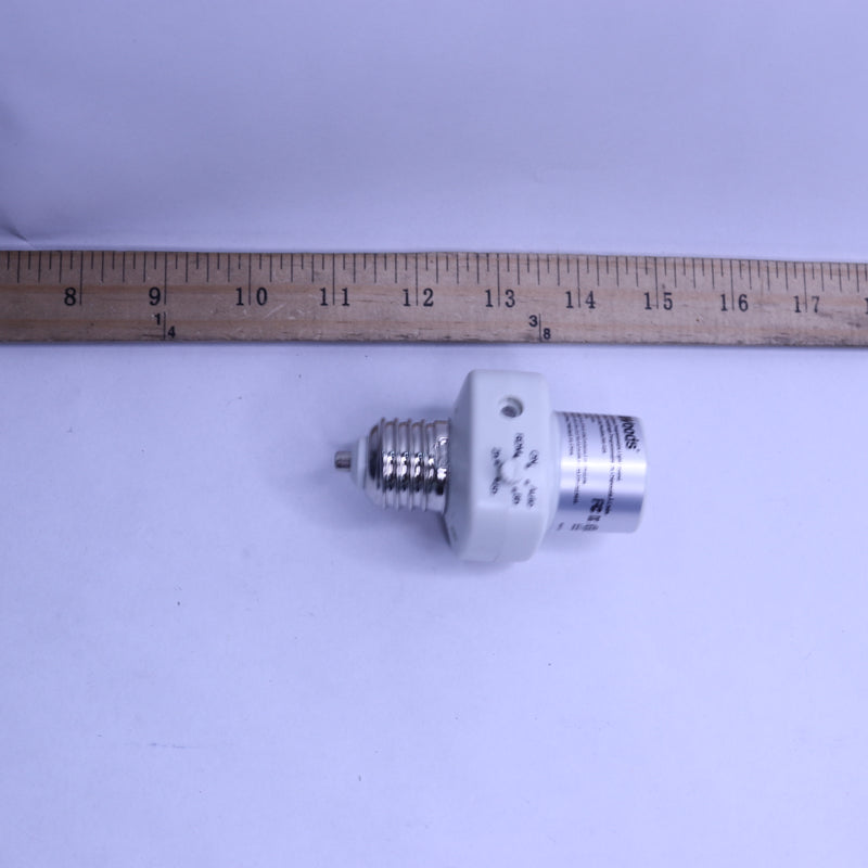 Woods 2-5-8 Hour Photocell Control Light Socket Timer White MH-406