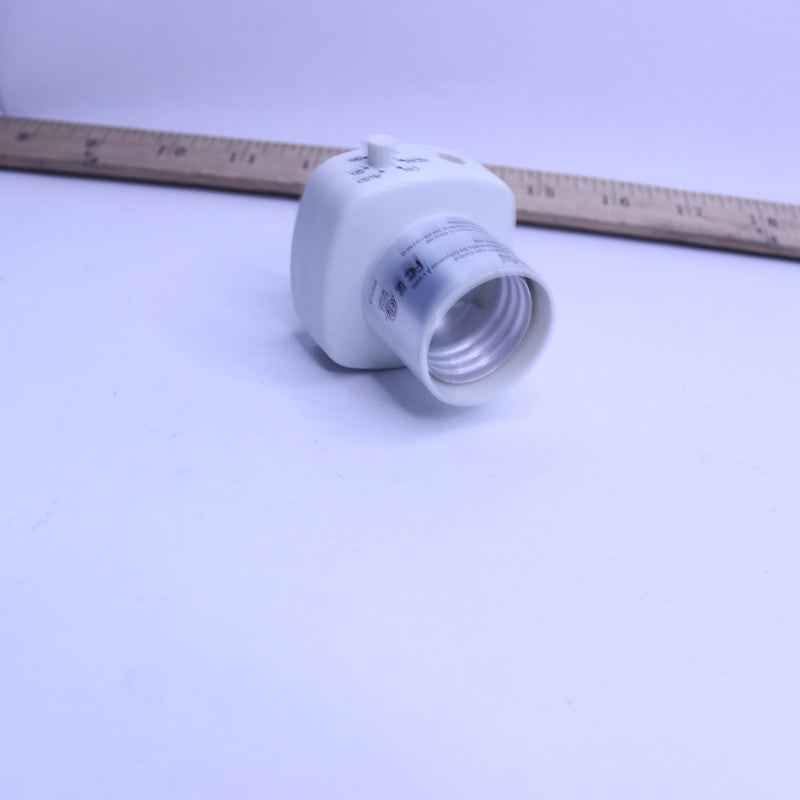 Woods 2-5-8 Hour Photocell Control Light Socket Timer White MH-406