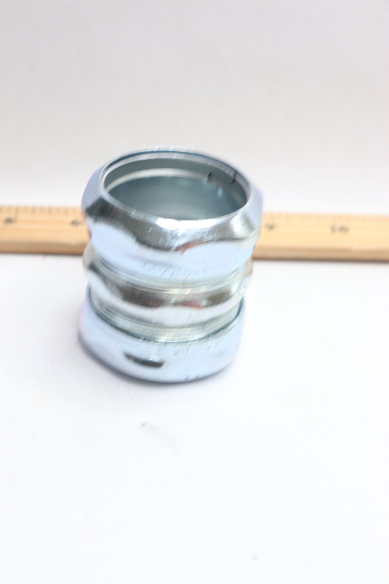 Compression Coupling Steel 1-1/2"