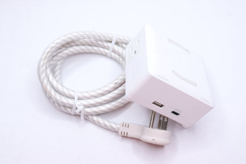 CyberPower Home Office Series Desktop Power Charger White 5' P205UCPDQ