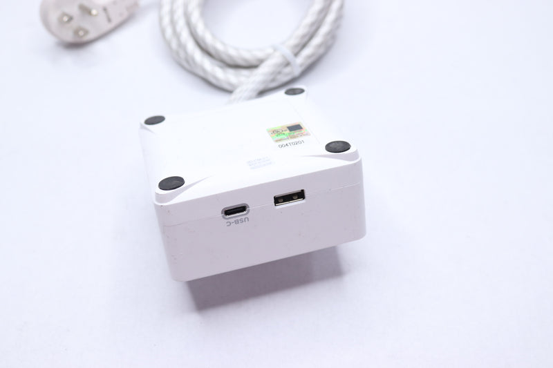 CyberPower Home Office Series Desktop Power Charger White 5' P205UCPDQ