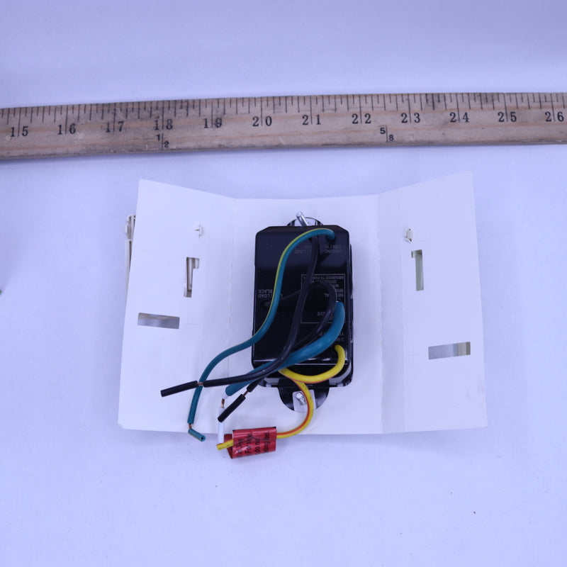 Leviton Motion Sensor 3-Way Light Switch 5A Light Almond DOS05-1LZ