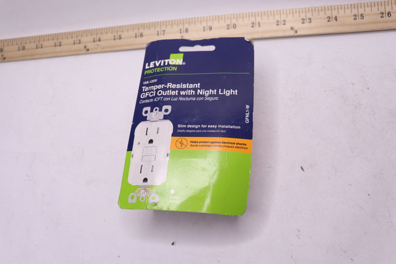 Leviton Self-Test SmartlockPro Combo Duplex Guide Light White R92-GFNL1-00W