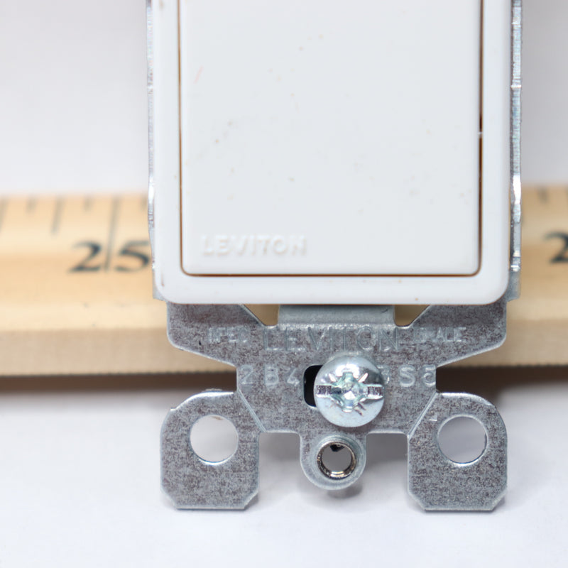 Leviton 3-Way Rocker Switch 3 Pole Wall Plate White 15A 5603-WM