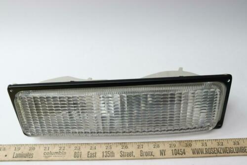 Depo Replacement Passenger Side Parking Light Assembly 332-1612R-US2