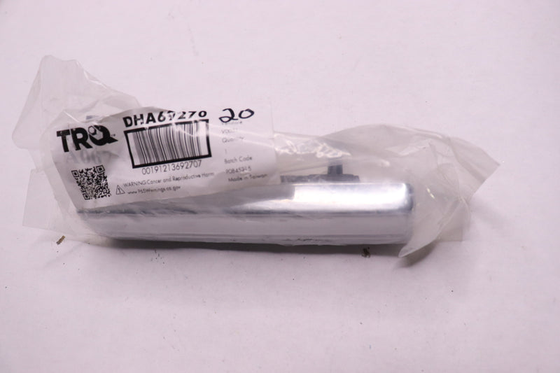 TRQ Front Passenger Side Exterior Door Handle DHA69270