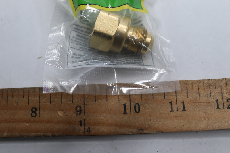 Everbilt Adapter Coupling Fitting Brass 3/8" Flare x 1/2"FIP 865 370