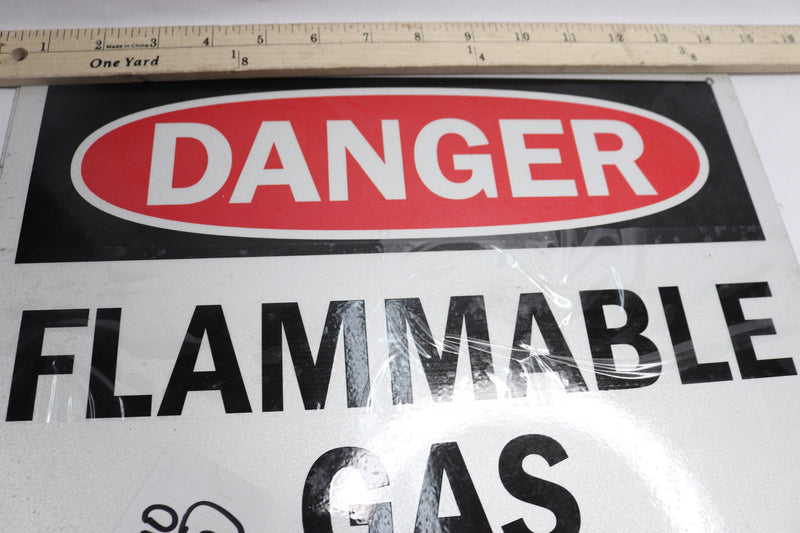 SmartSign Danger Flammable Gas Sign 14" Length x 10" Height 76IN