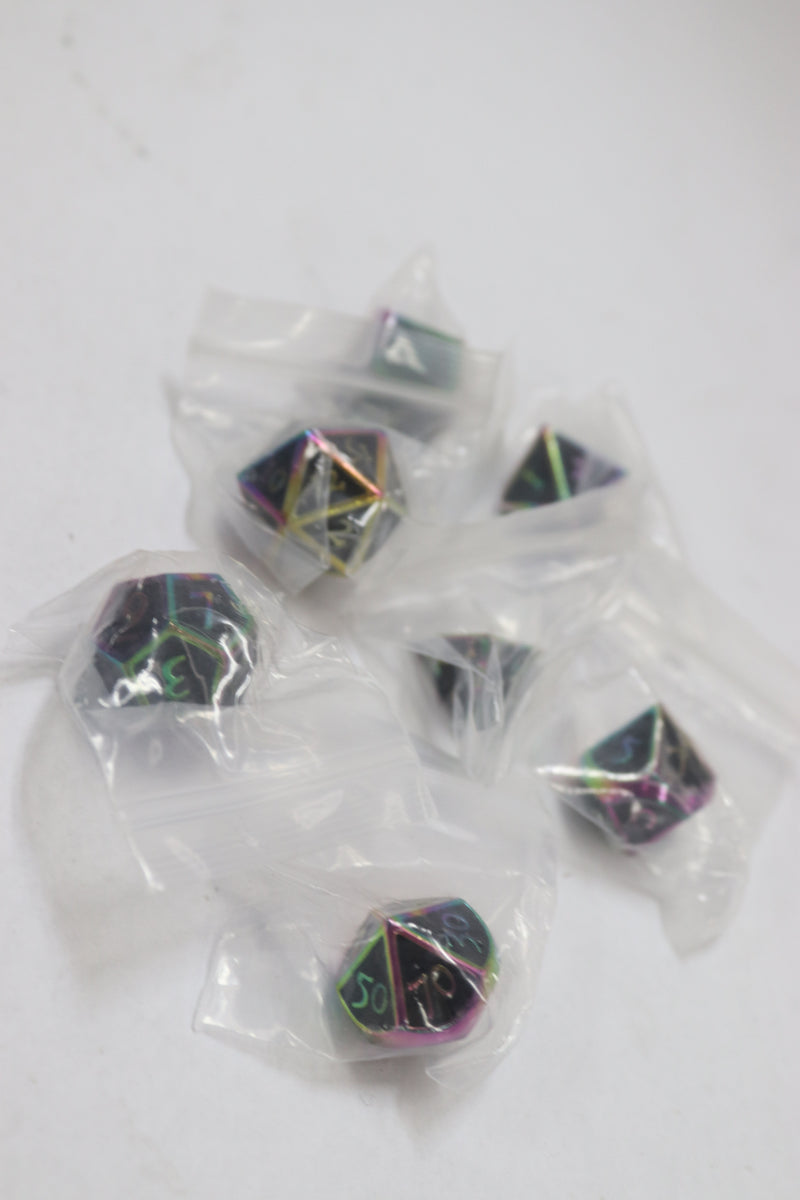 (7-Pk) Metal Dices Set Rainbow/Purple and Gold Lettering