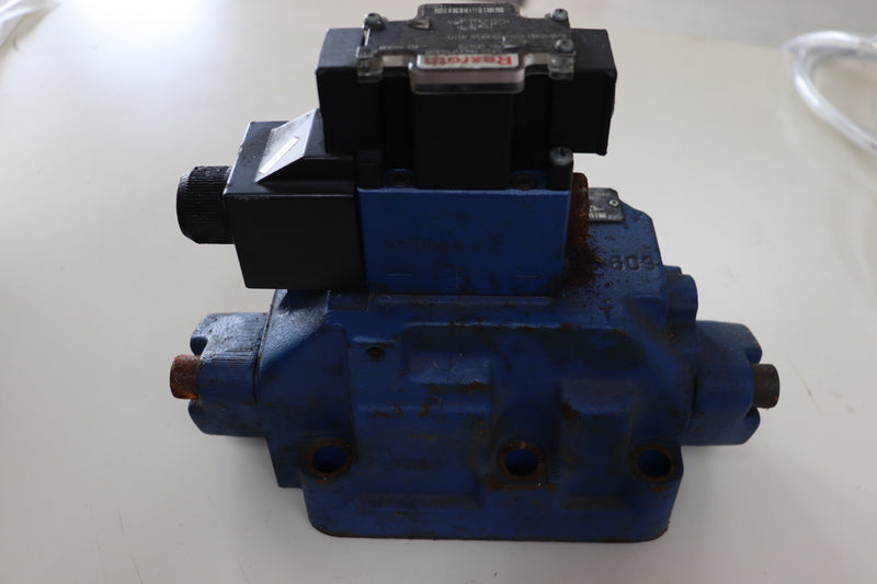 Bosch Directional Spool Valve Solenoid-Actuated 110VAC Blue Size 22 R978913434