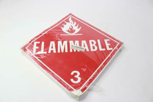 (100-Pk) The Compliance Center Flammable Liquid Placard PL-PSRUS02