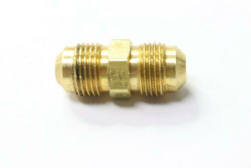 Everbilt Coupling Fitting Lead Free Brass 3/8" Flare x 3/8" 801529