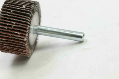 (3-Pk) Arc Abrasives Flap Wheel AO 1-1/2" x 3/4" x 1/4" Shank 60G 11221