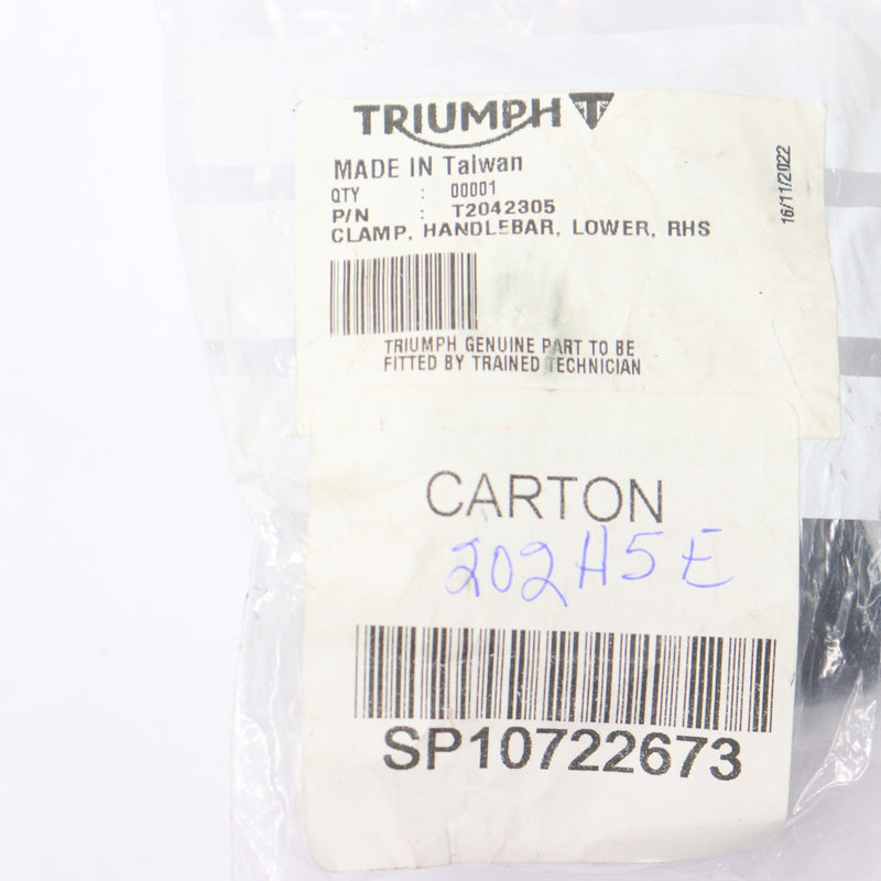 Triumph Clamp Handlebar Lower RHS T2042305