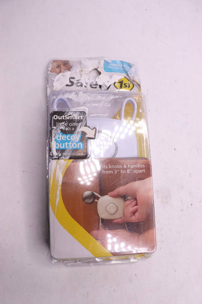 Safety 1st OutSmart Flex Lock With Decoy Button White HS271