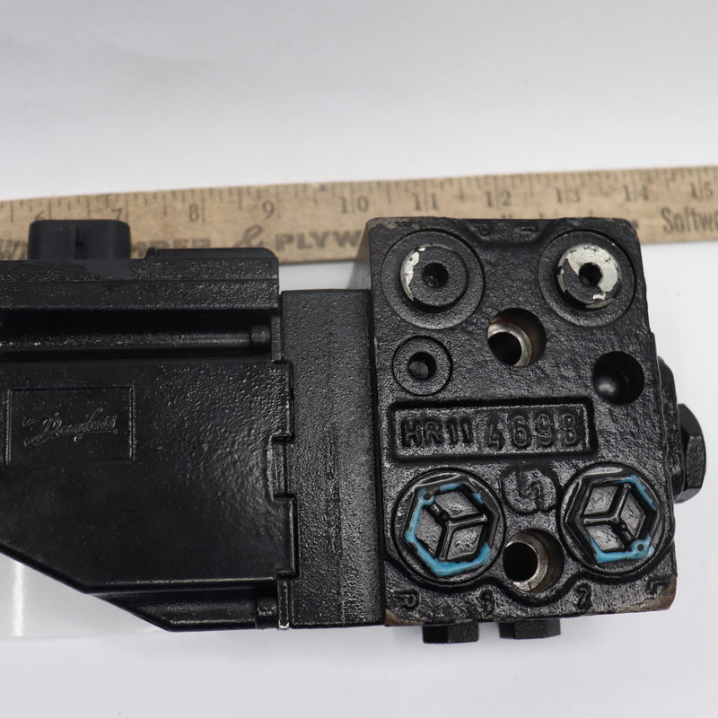 Danfoss Electro Hydraulic Steering Control Valve HR114698